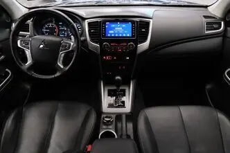 Mitsubishi L200, 2.3, 110 kW, diesel, automatic, four-wheel drive
