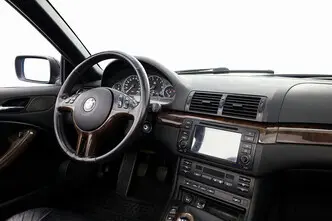 BMW 318, 2.0, 142 kW, bensiin+lpg, manuaal, tagavedu