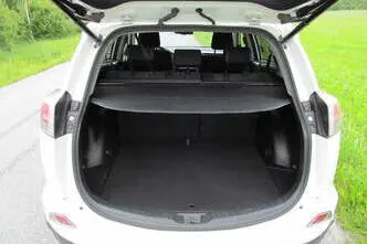 Toyota RAV4, 2.0, 105 kW, diisel, manuaal, esivedu