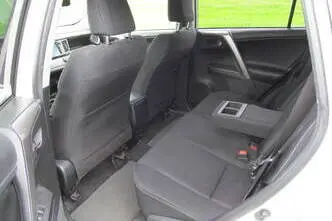 Toyota RAV4, 2.0, 105 kW, diisel, manuaal, esivedu