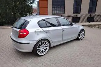 BMW 116, 2.0, 90 kW, bensiin, manuaal, tagavedu