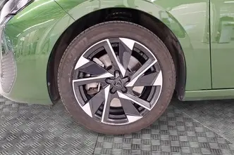 Peugeot 308, 1.6, 132 kW, pistikhübriid, automaat, esivedu