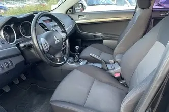 Mitsubishi Lancer, 2.2, 103 kW, diisel, manuaal, esivedu