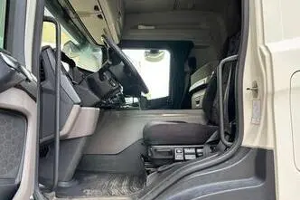 Scania P, 331 kW, diisel, automaat