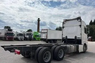 Scania S730, 537 kW, diisel, automaat