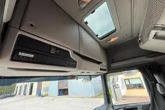 Scania S730, 537 kW, diisel, automaat