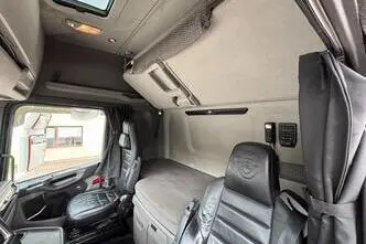 Scania S730, 537 kW, diisel, automaat
