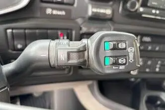Scania S730, 537 kW, diisel, automaat
