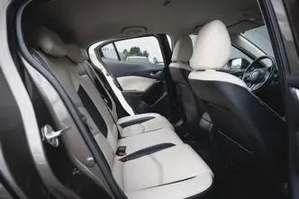 Mazda 3, 2.0, 88 kW, bensiin, automaat, esivedu