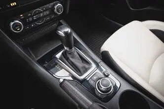 Mazda 3, 2.0, 88 kW, bensiin, automaat, esivedu