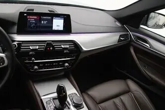 BMW 525, 2.0, 170 kW, дизель, автомат, задний привод