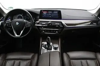 BMW 525, 2.0, 170 kW, diesel, automatic, rear-wheel drive