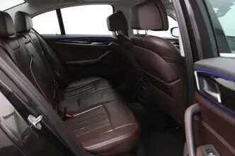 BMW 525, 2.0, 170 kW, diesel, automatic, rear-wheel drive