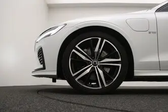 Volvo V60, 2.0, 233 kW, pistikhübriid, automaat, nelikvedu