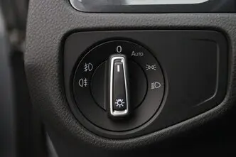 Volkswagen Golf, 1.6, 85 kW, diisel, automaat, esivedu