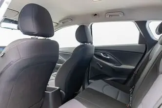 Hyundai i30, 1.4, 81 kW, bensiin, manuaal, esivedu