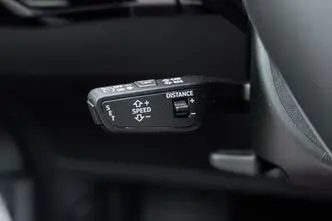 Audi e-tron, 300 kW, elekter, automaat, nelikvedu