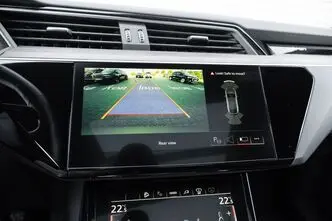 Audi e-tron, 300 kW, elekter, automaat, nelikvedu