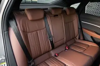 Audi e-tron, 300 kW, elekter, automaat, nelikvedu