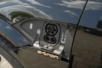 Audi e-tron, 370 kW, elekter, automaat, nelikvedu