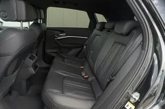 Audi e-tron, 370 kW, elekter, automaat, nelikvedu