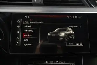 Audi e-tron, 370 kW, elekter, automaat, nelikvedu