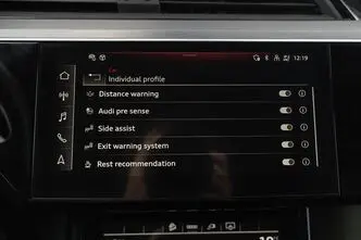 Audi e-tron, 370 kW, elekter, automaat, nelikvedu