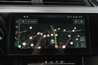 Audi e-tron, 370 kW, elekter, automaat, nelikvedu