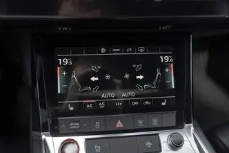 Audi e-tron, 370 kW, elekter, automaat, nelikvedu