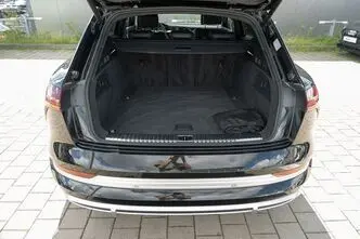 Audi e-tron, 370 kW, elekter, automaat, nelikvedu