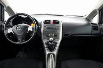 Toyota Auris, 1.6, 123 kW, petrol, manual, front-wheel drive