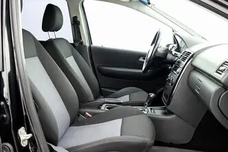 Mercedes-Benz A 150, 1.5, 95 kW, petrol+lpg, automatic, front-wheel drive