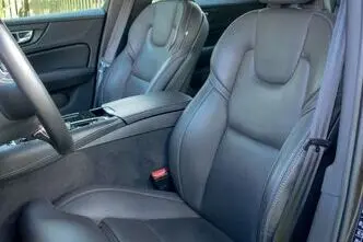 Volvo V60, 2.0, 288 kW, подключаемый гибрид, автомат, полный привод