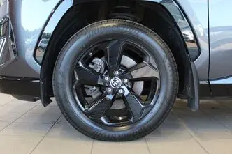 Toyota RAV4, 2.5, 131 kW, гибрид, автомат, полный привод