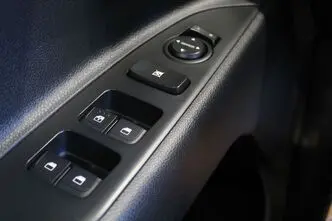 Kia Stonic, 1.2, 62 kW, бензин, механическая, передний привод