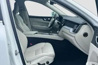 Volvo XC60, 2.0, 153 kW, diesel, automatic, four-wheel drive