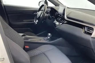 Toyota C-HR, 1.8, 72 kW, hübriid, automaat, esivedu