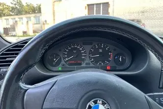 BMW 318, 1.8, 85 kW, бензин, механическая, задний привод