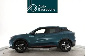 Alfa Romeo Junior, 1.2, 100 kW, гибрид, автомат, передний привод