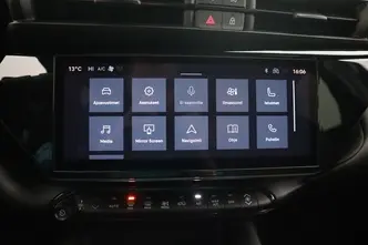 Alfa Romeo Junior, 1.2, 100 kW, гибрид, автомат, передний привод