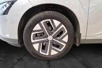 Hyundai Kona, 100 kW, electric, automatic, front-wheel drive