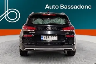 Hyundai i30, 1.5, 117 kW, гибрид, автомат, передний привод