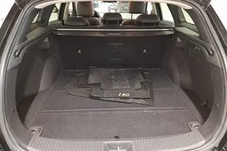 Hyundai i30, 1.5, 117 kW, гибрид, автомат, передний привод