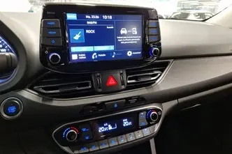 Hyundai i30, 1.5, 117 kW, гибрид, автомат, передний привод