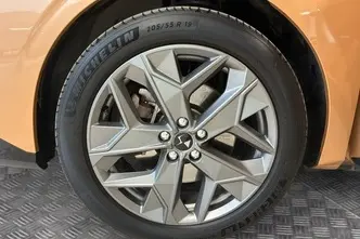 DS 4, 1.6, 165 kW, pistikhübriid, automaat, esivedu
