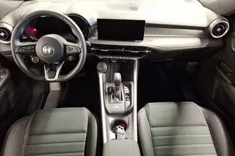 Alfa Romeo Tonale, 1.5, 96 kW, hübriid, automaat, esivedu