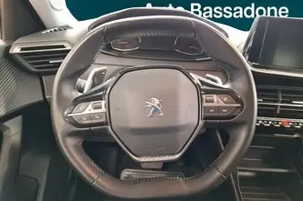 Peugeot 2008, 1.2, 96 kW, bensiin, automaat, esivedu