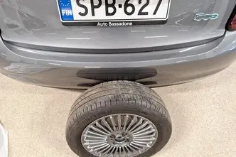 Fiat 500e, 87 kW, elekter, automaat, esivedu