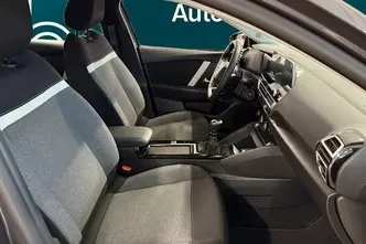 Citroën C4, 1.2, 74 kW, бензин, механическая, передний привод