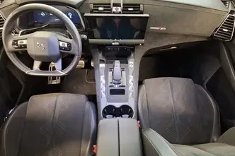 DS 7 Crossback, 1.6, 221 kW, plug-in hybrid, automatic, four-wheel drive